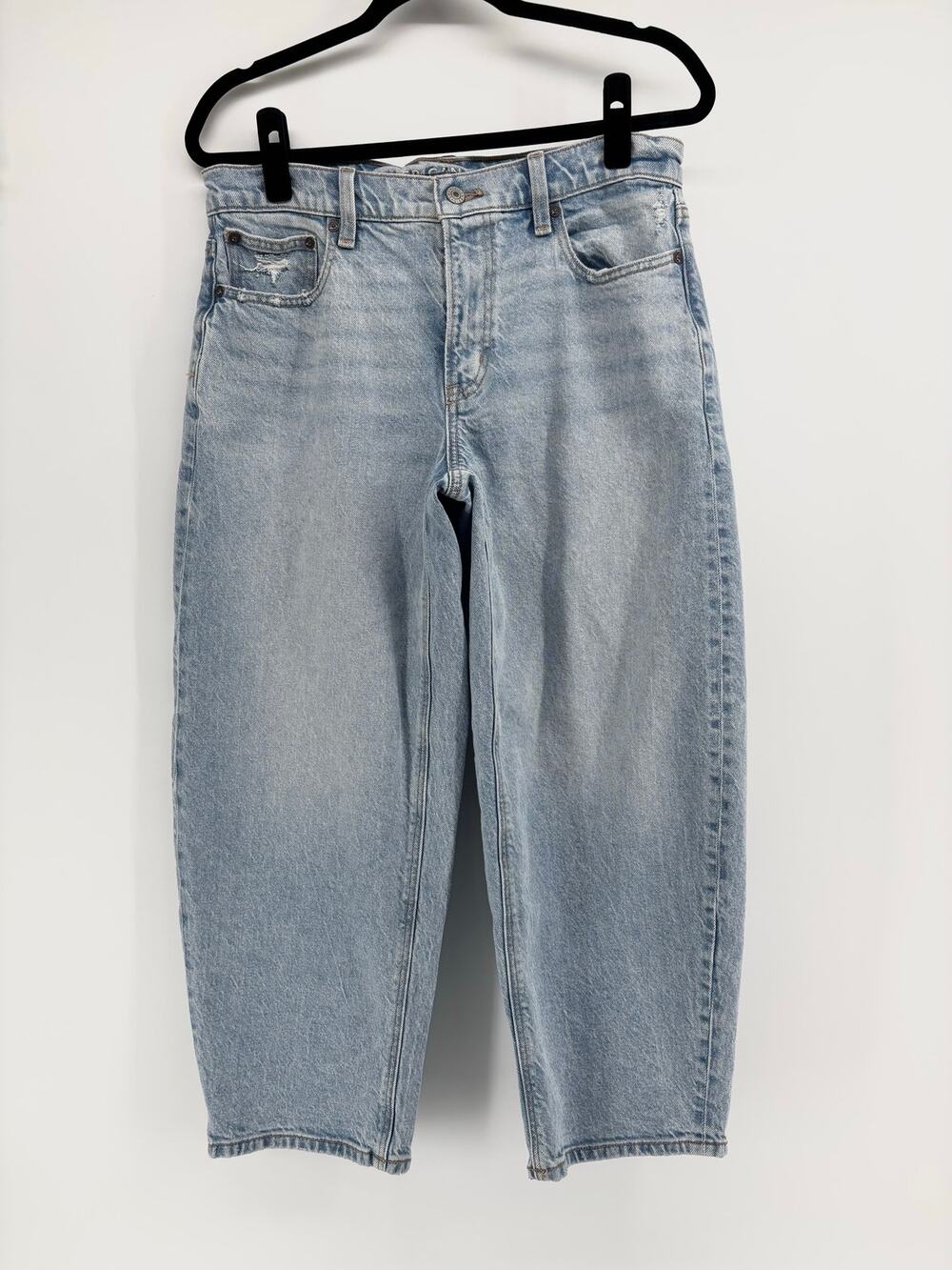 American Eagle Barrel Jeans Size 6S x 25 Light Wash